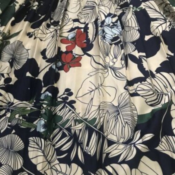 Dalia MacPhee floral green red multi pleated midi dress size M Gucci Vibes NWT - Picture 4 of 8